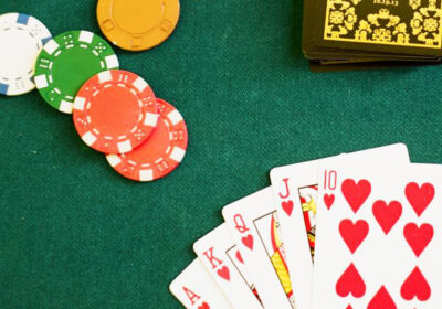 เล่นผ่านมือถือและคอมพิวเตอร์